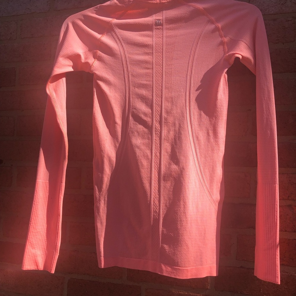 Lululemon Swift Long Sleeve. Size 4. - image 4